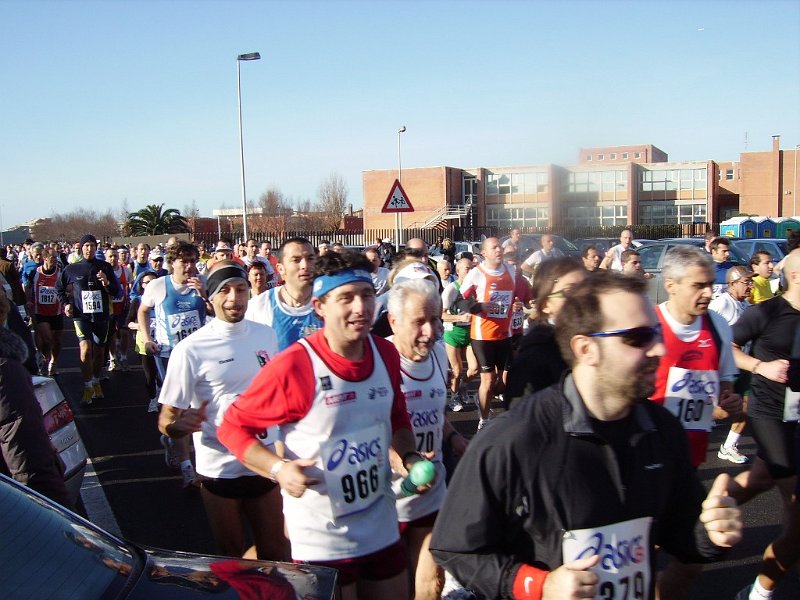 Fiumicino half marathon 2007 33.JPG